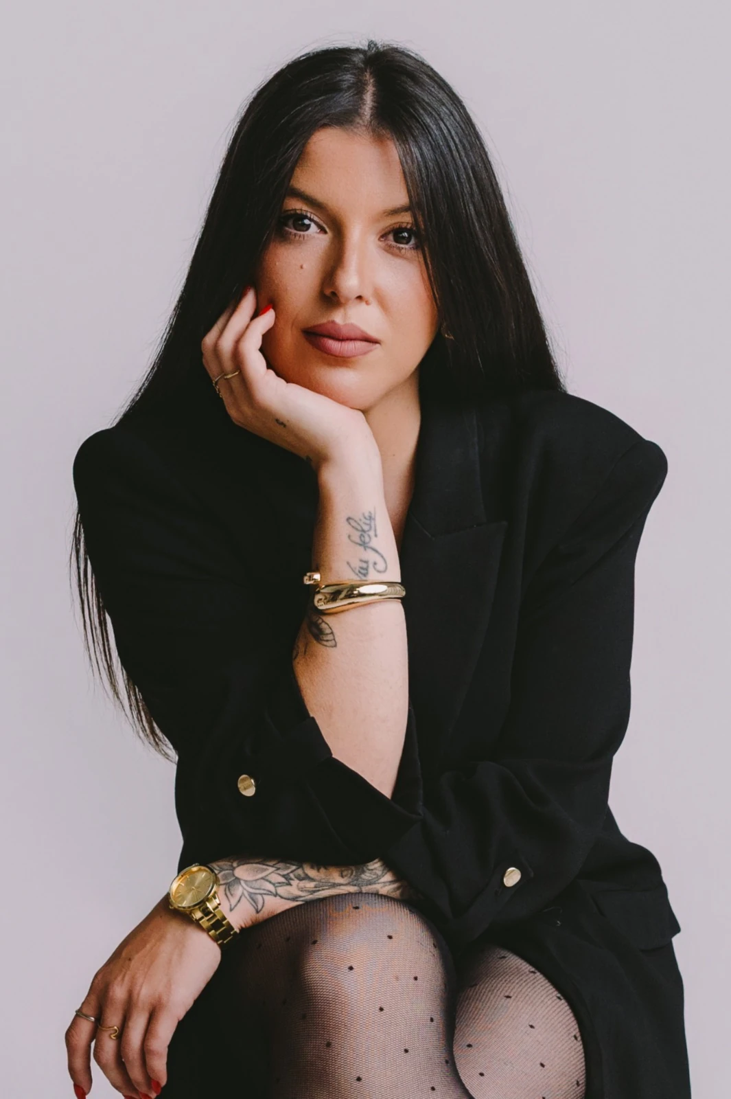 Vanessa, la fotógrafa de Mave Studio, en su estudio de O Burgo